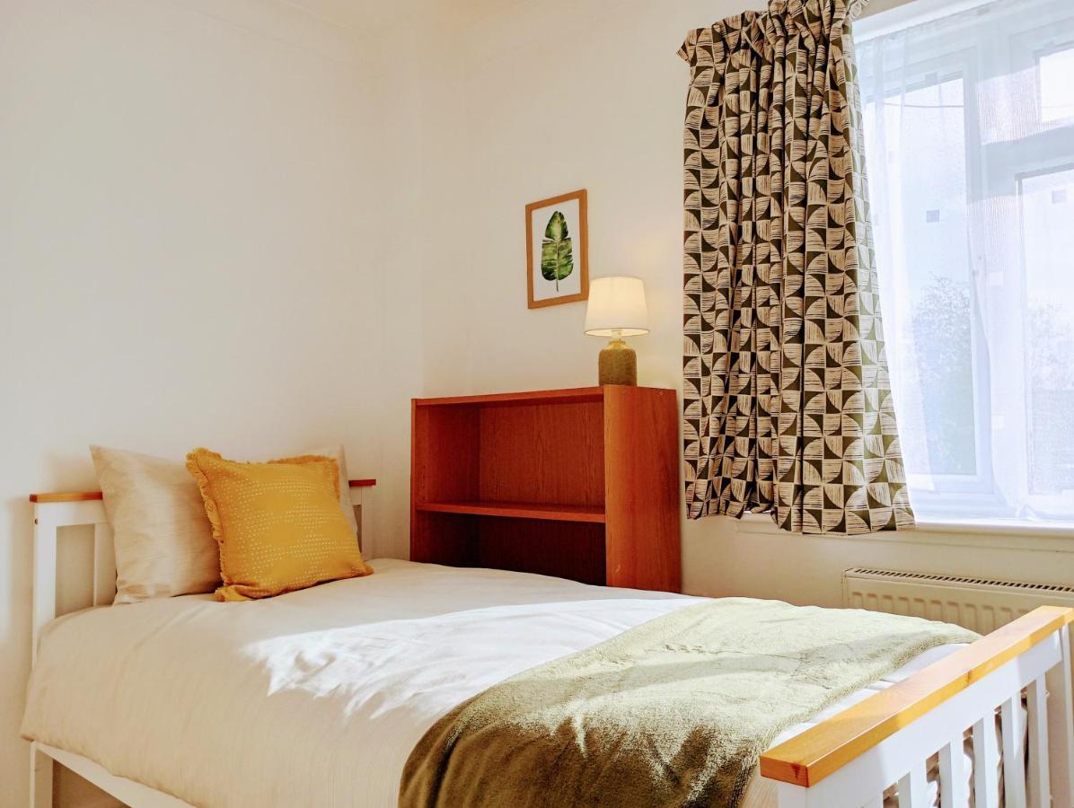 3Br House With Garden Near Bicester Village Екстериор снимка